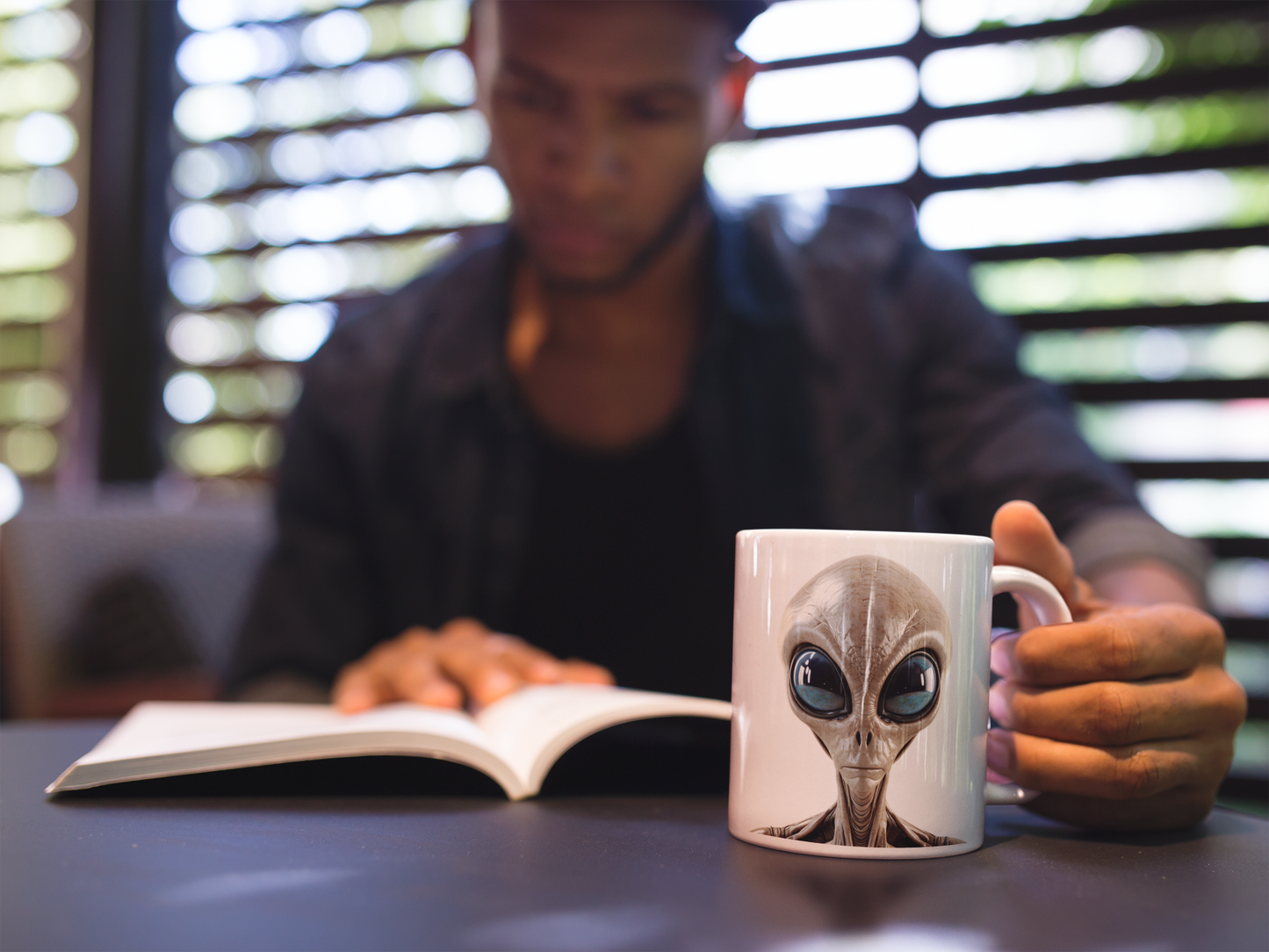 15 oz Alien Bust #2 Coffee Mug