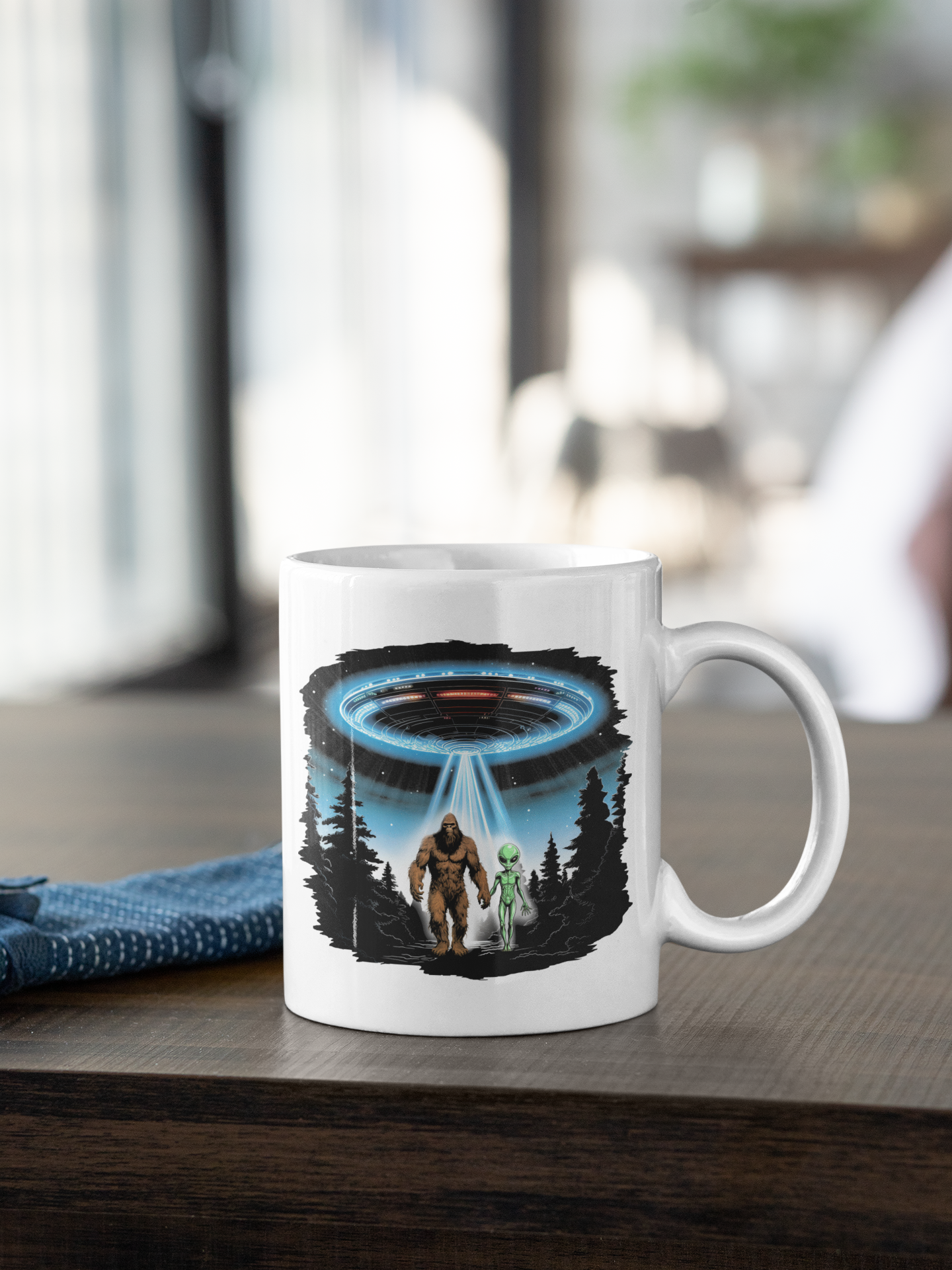 15 oz Bigfoot-Alien Coffee Mug