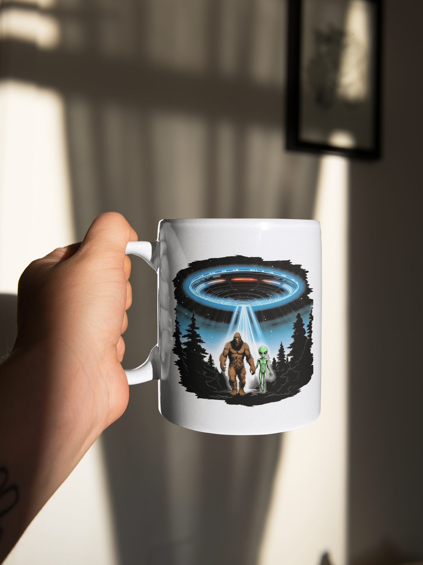 15 oz Bigfoot-Alien Coffee Mug